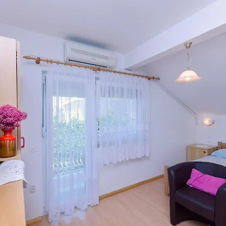 Apartman Mirjana Blue Vodice