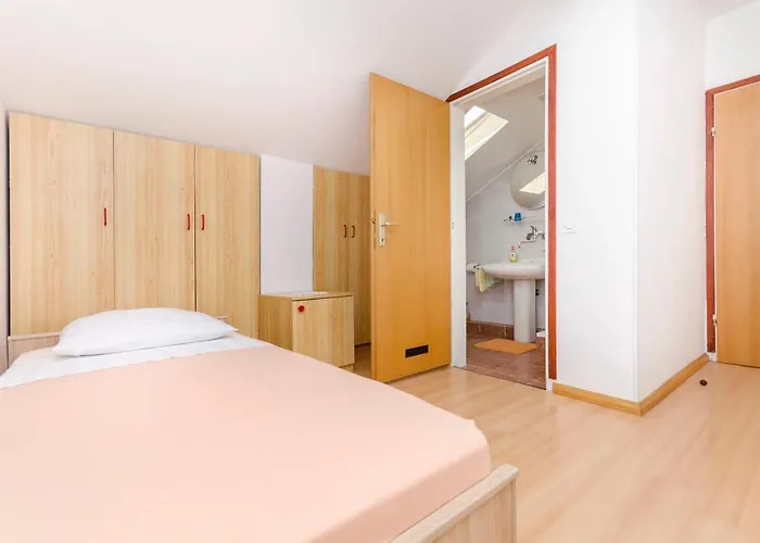 Mirjana Blue ヴォディツェ